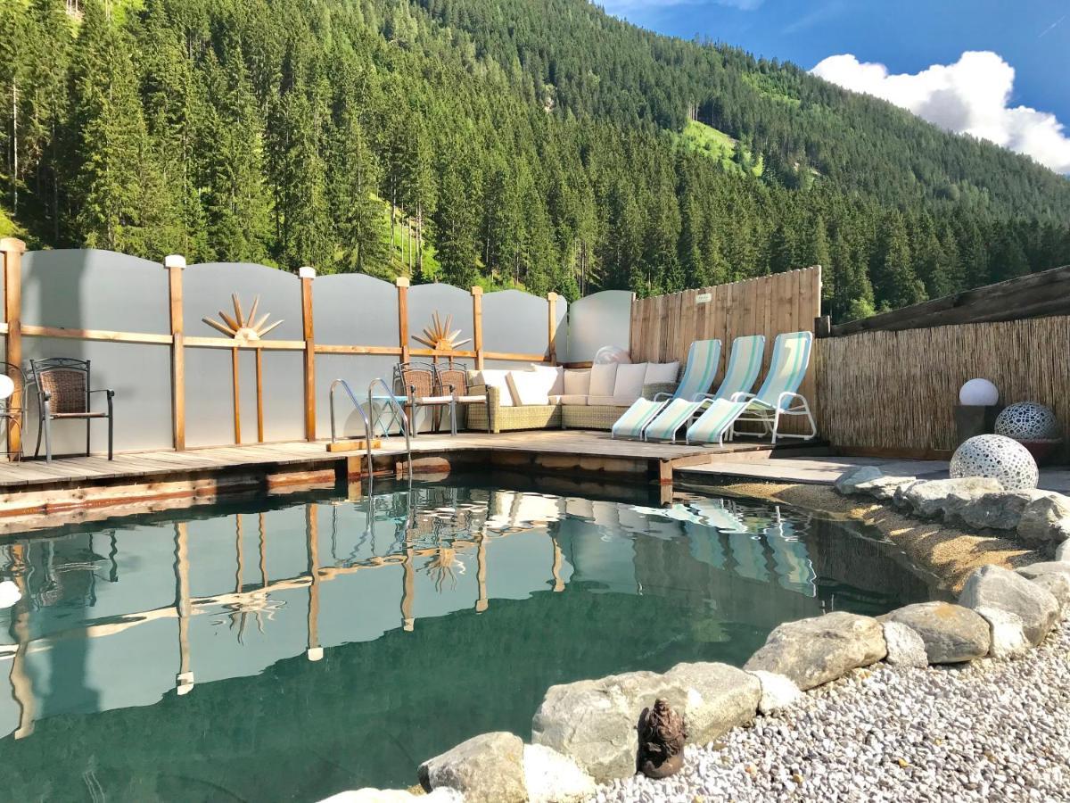 Apartments Schneiterhof - Der Frei-Raum Neustift im Stubaital Exterior photo