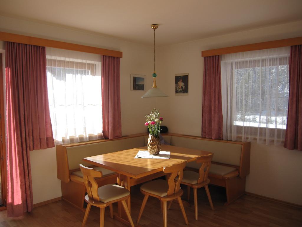 Apartments Schneiterhof - Der Frei-Raum Neustift im Stubaital Room photo